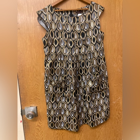 Mark dress - Picture 1 of 5